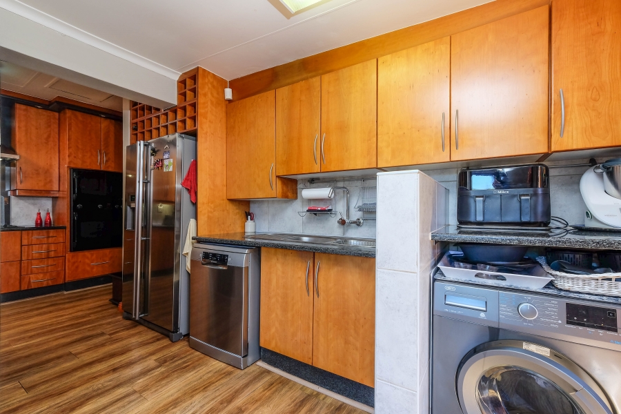 3 Bedroom Property for Sale in Constantia Kloof Gauteng