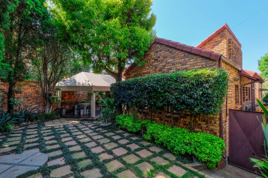 3 Bedroom Property for Sale in Constantia Kloof Gauteng