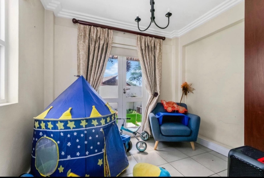 3 Bedroom Property for Sale in Beverley Gauteng