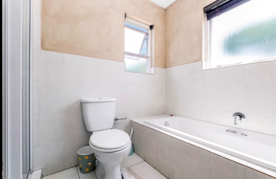 3 Bedroom Property for Sale in Beverley Gauteng