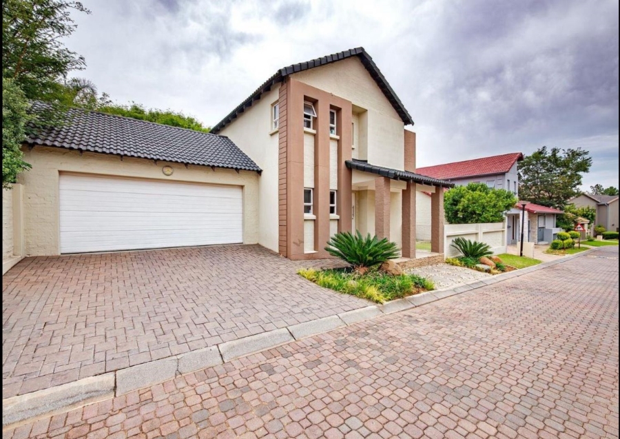 3 Bedroom Property for Sale in Beverley Gauteng