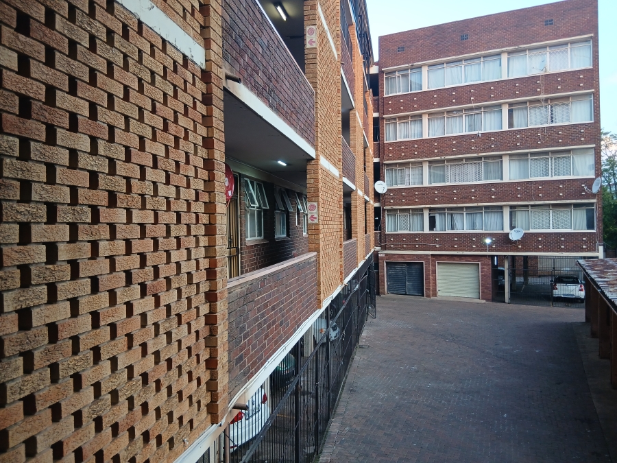 1 Bedroom Property for Sale in Arcadia Gauteng