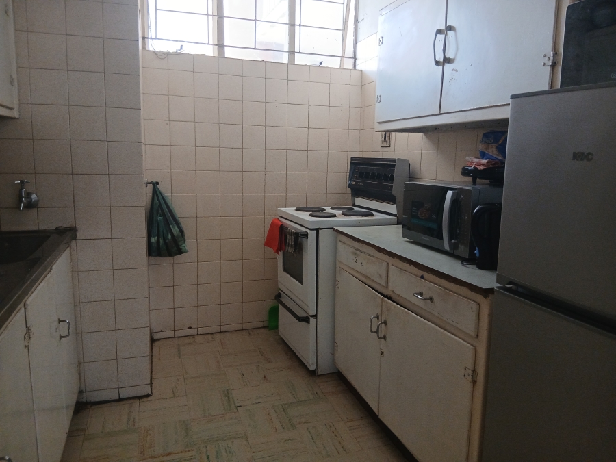 1 Bedroom Property for Sale in Sunnyside Gauteng