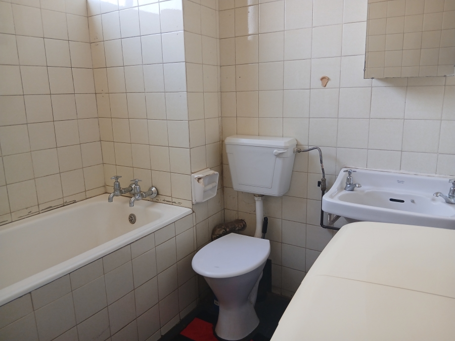 1 Bedroom Property for Sale in Sunnyside Gauteng