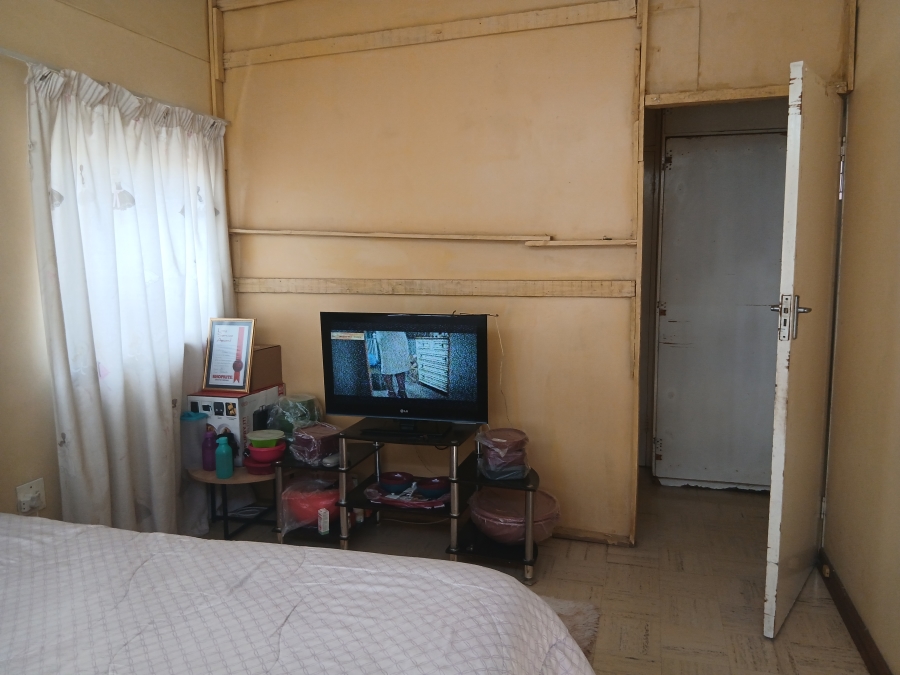 1 Bedroom Property for Sale in Sunnyside Gauteng