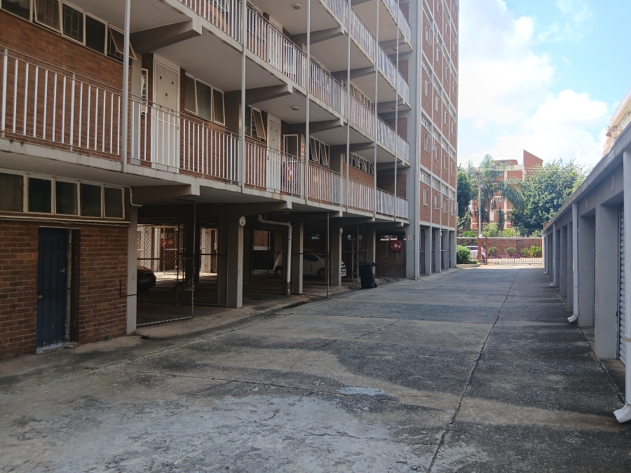 1 Bedroom Property for Sale in Sunnyside Gauteng