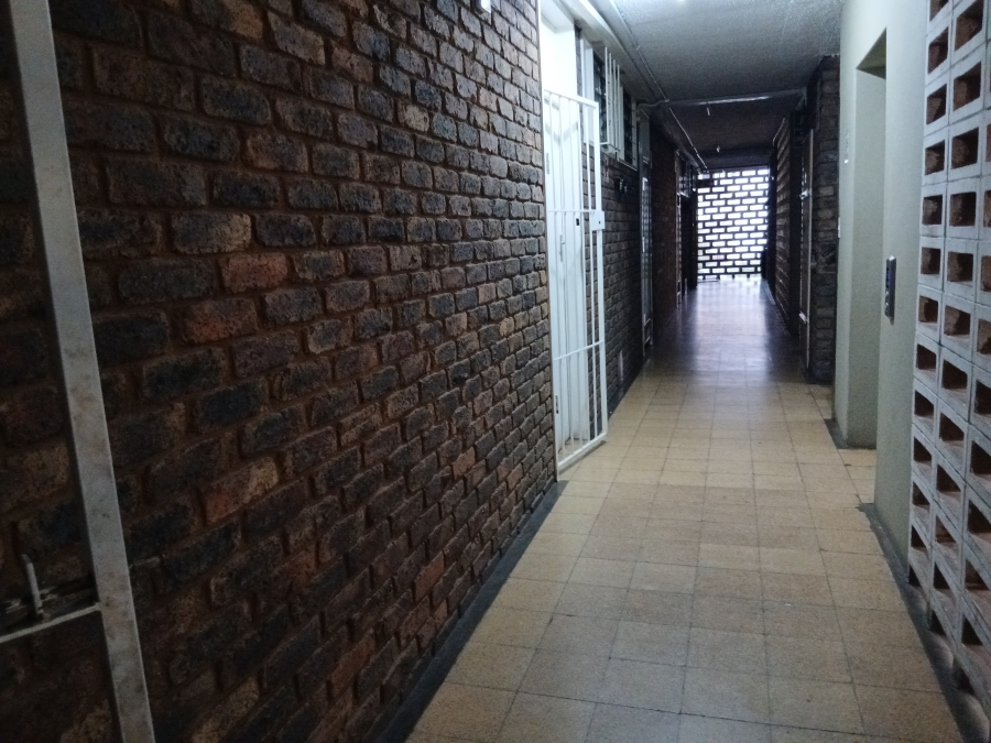 1 Bedroom Property for Sale in Arcadia Gauteng