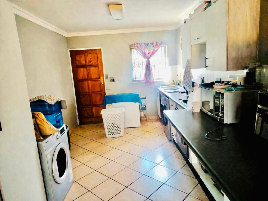 2 Bedroom Property for Sale in Rietfontein Gauteng