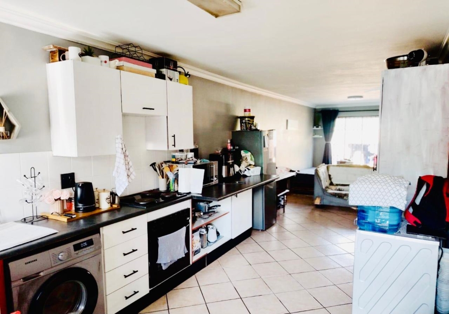 2 Bedroom Property for Sale in Rietfontein Gauteng