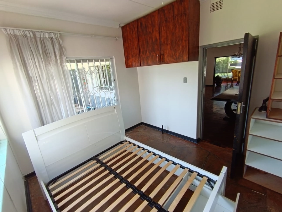 To Let 4 Bedroom Property for Rent in Queenswood Gauteng