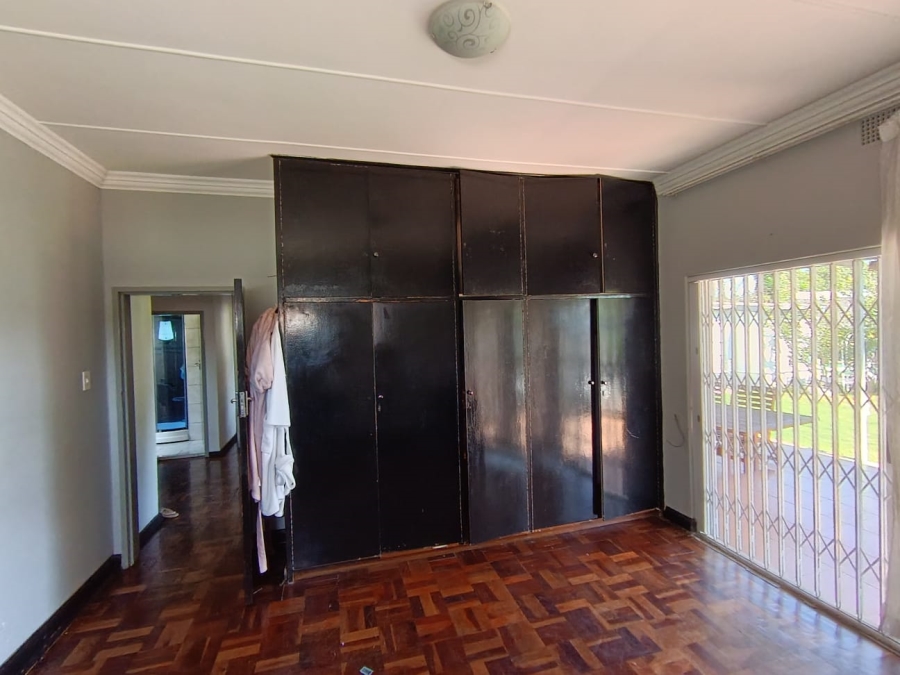 To Let 4 Bedroom Property for Rent in Queenswood Gauteng
