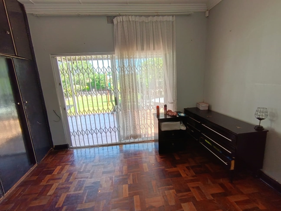 To Let 4 Bedroom Property for Rent in Queenswood Gauteng