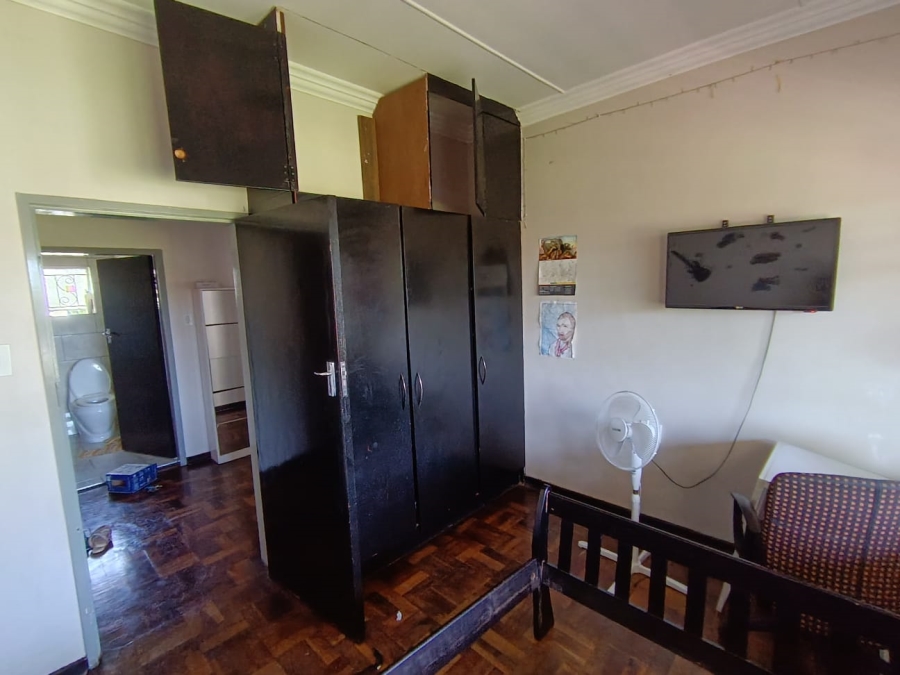 To Let 4 Bedroom Property for Rent in Queenswood Gauteng