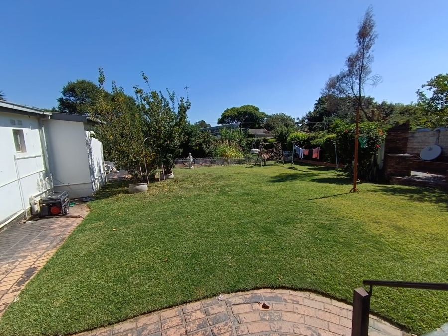 To Let 4 Bedroom Property for Rent in Queenswood Gauteng