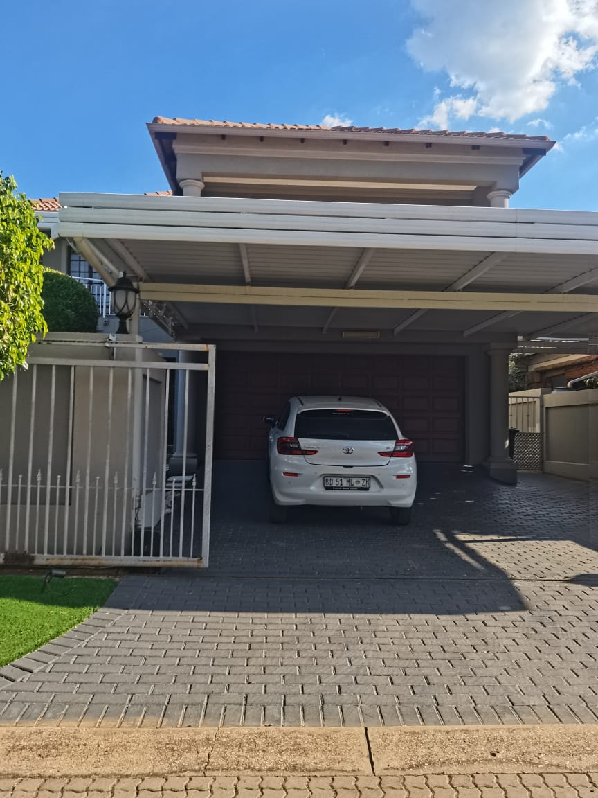 4 Bedroom Property for Sale in Montana Gauteng
