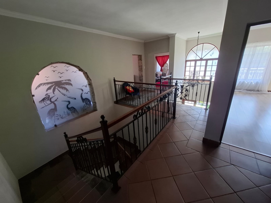 To Let 5 Bedroom Property for Rent in Montana Gauteng