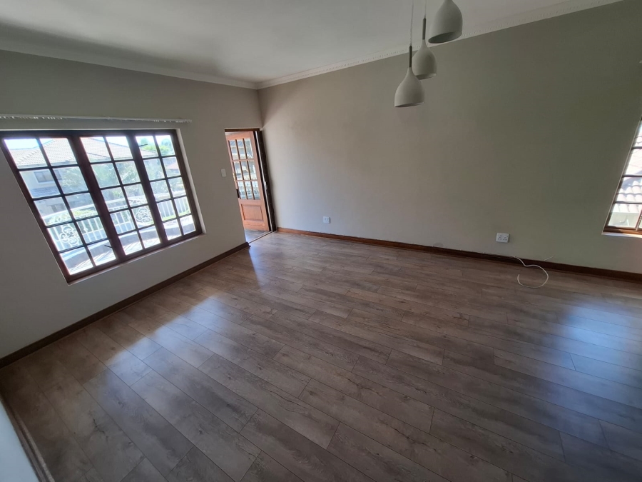 To Let 5 Bedroom Property for Rent in Montana Gauteng
