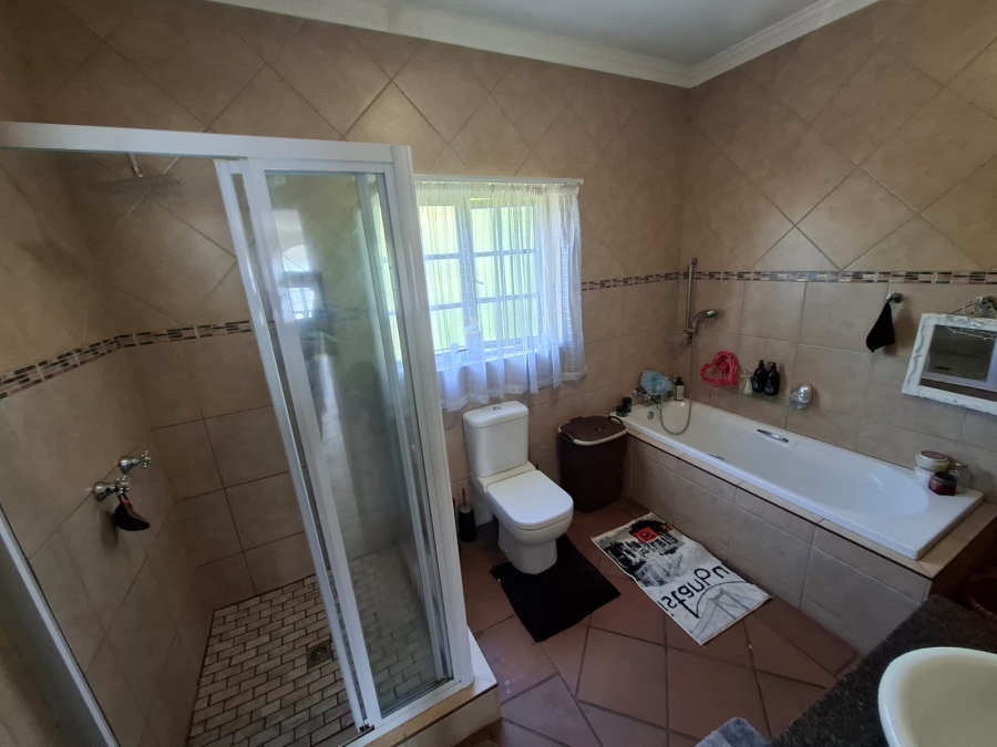 To Let 5 Bedroom Property for Rent in Montana Gauteng