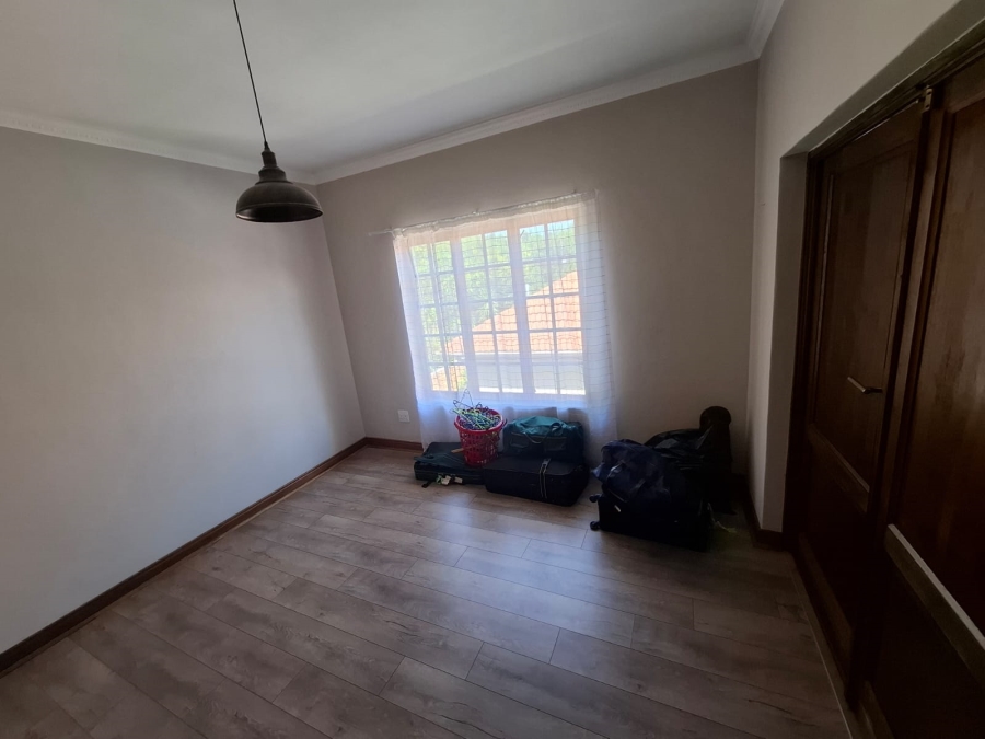 To Let 5 Bedroom Property for Rent in Montana Gauteng