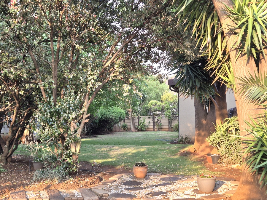 3 Bedroom Property for Sale in Kenleaf Gauteng