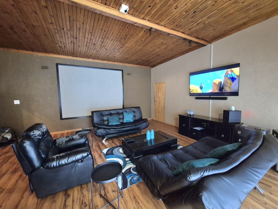 3 Bedroom Property for Sale in Kenleaf Gauteng