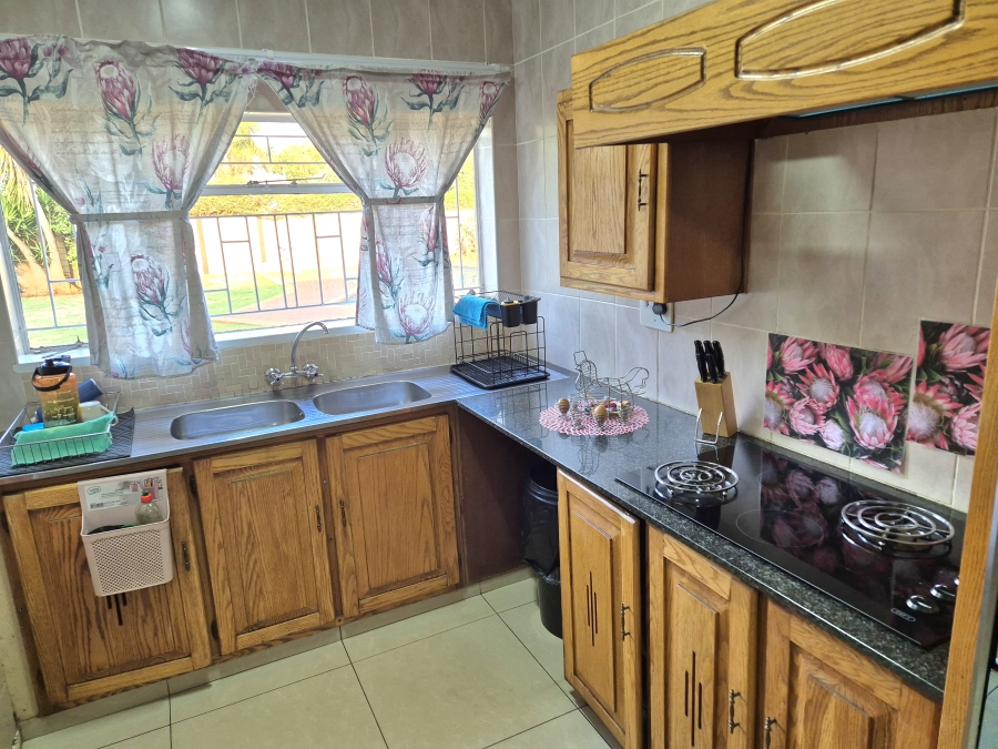 3 Bedroom Property for Sale in Kenleaf Gauteng