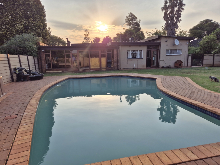 3 Bedroom Property for Sale in Kenleaf Gauteng