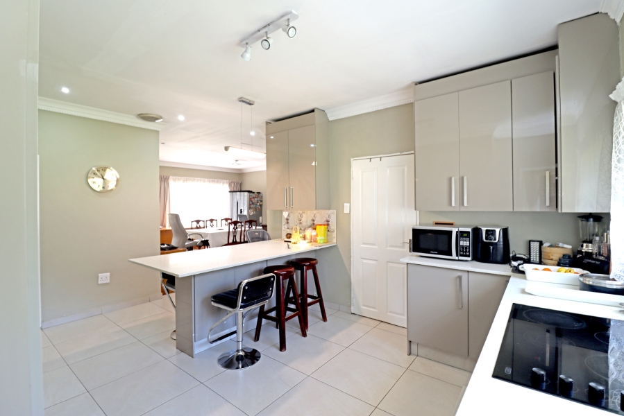 3 Bedroom Property for Sale in Kyalami Ah Gauteng