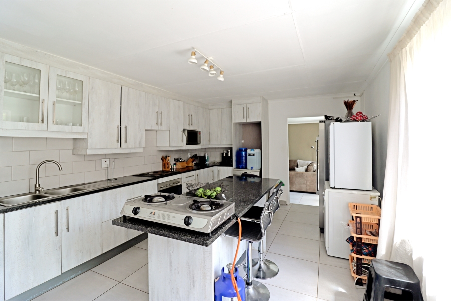 3 Bedroom Property for Sale in Kyalami Ah Gauteng