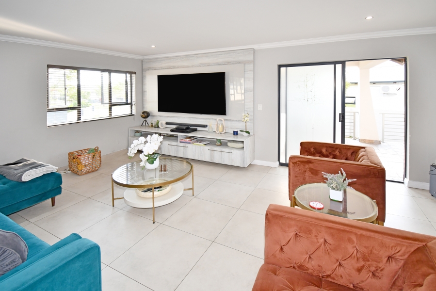 4 Bedroom Property for Sale in Copperleaf Estate Gauteng