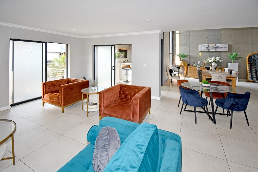 4 Bedroom Property for Sale in Copperleaf Estate Gauteng