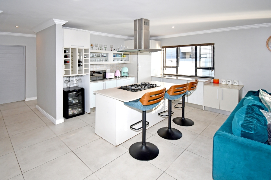 4 Bedroom Property for Sale in Copperleaf Estate Gauteng