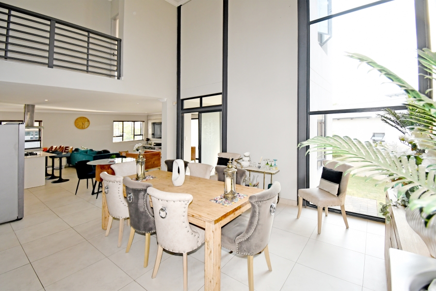 4 Bedroom Property for Sale in Copperleaf Estate Gauteng