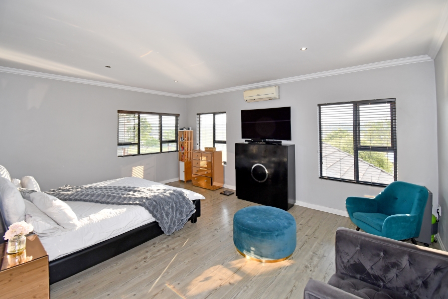 4 Bedroom Property for Sale in Copperleaf Estate Gauteng