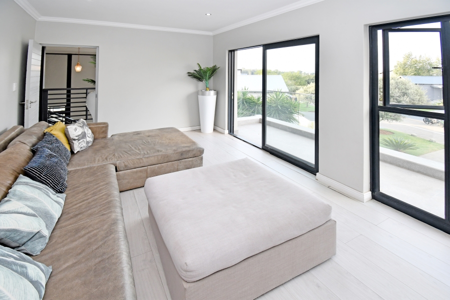 4 Bedroom Property for Sale in Copperleaf Estate Gauteng