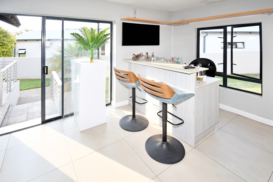 4 Bedroom Property for Sale in Copperleaf Estate Gauteng