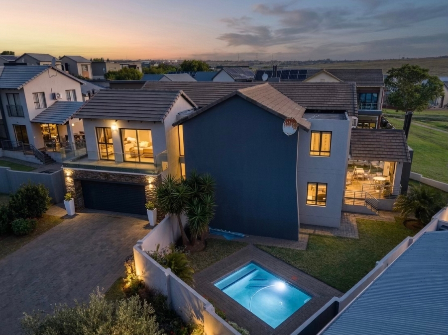 4 Bedroom Property for Sale in Copperleaf Estate Gauteng