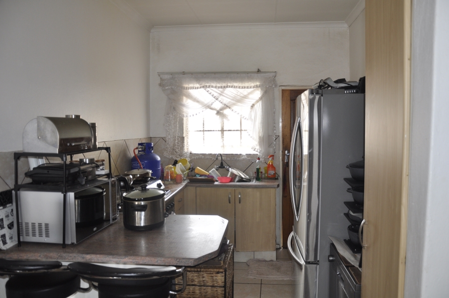 2 Bedroom Property for Sale in Erand Gardens Gauteng