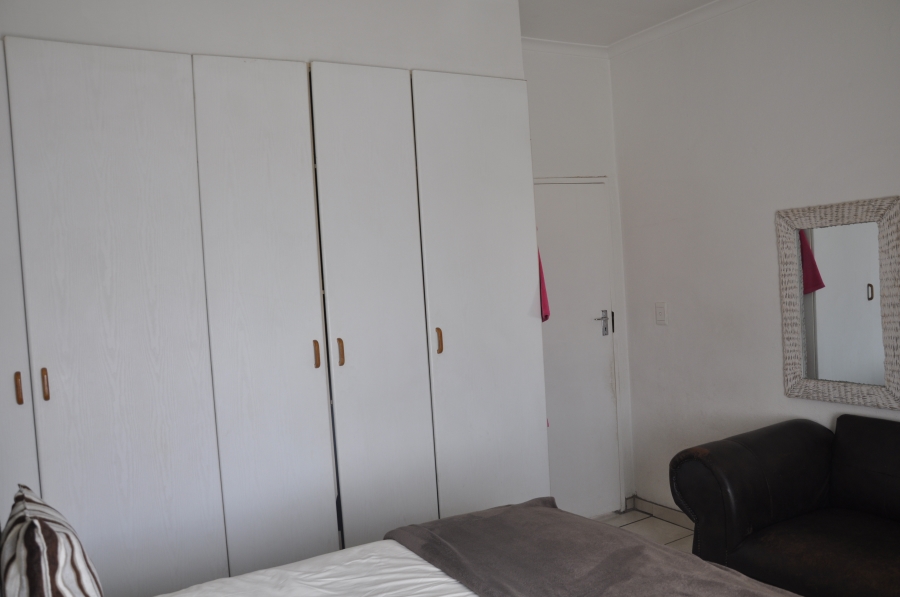 2 Bedroom Property for Sale in Erand Gardens Gauteng