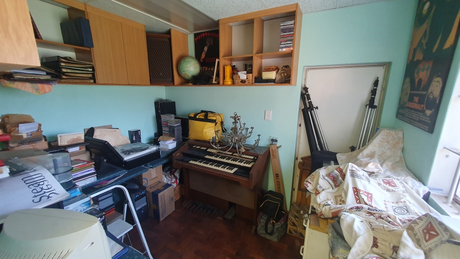 5 Bedroom Property for Sale in The Hill Gauteng