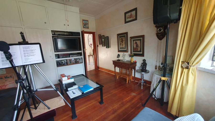 5 Bedroom Property for Sale in The Hill Gauteng