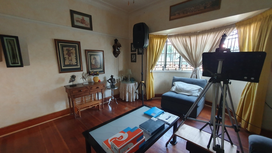 5 Bedroom Property for Sale in The Hill Gauteng