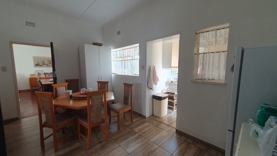 4 Bedroom Property for Sale in Linmeyer Gauteng