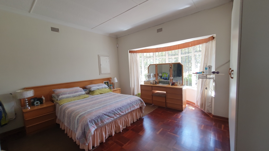 4 Bedroom Property for Sale in Linmeyer Gauteng