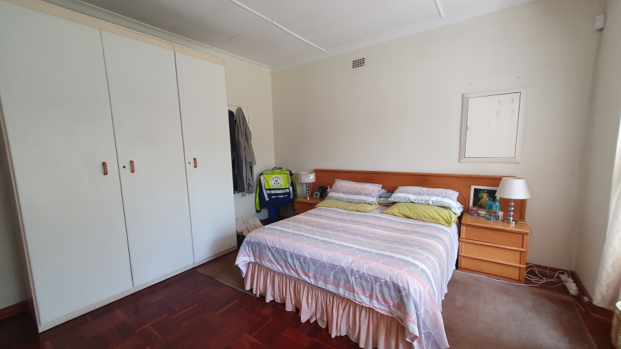 4 Bedroom Property for Sale in Linmeyer Gauteng