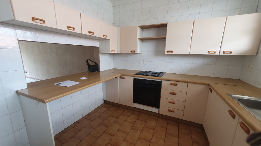 2 Bedroom Property for Sale in Verwoerdpark Gauteng