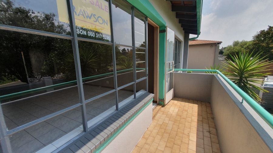 2 Bedroom Property for Sale in Verwoerdpark Gauteng