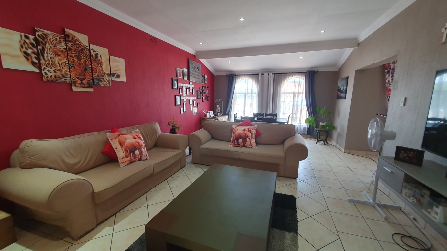 2 Bedroom Property for Sale in New Redruth Gauteng
