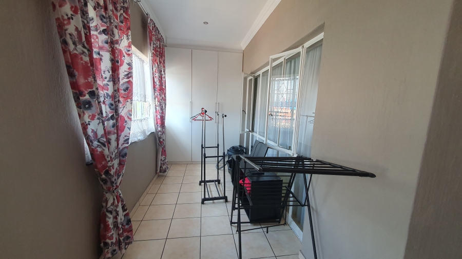 2 Bedroom Property for Sale in New Redruth Gauteng