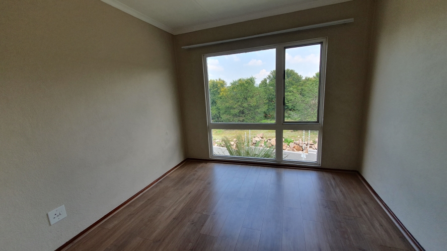 2 Bedroom Property for Sale in South Crest Gauteng